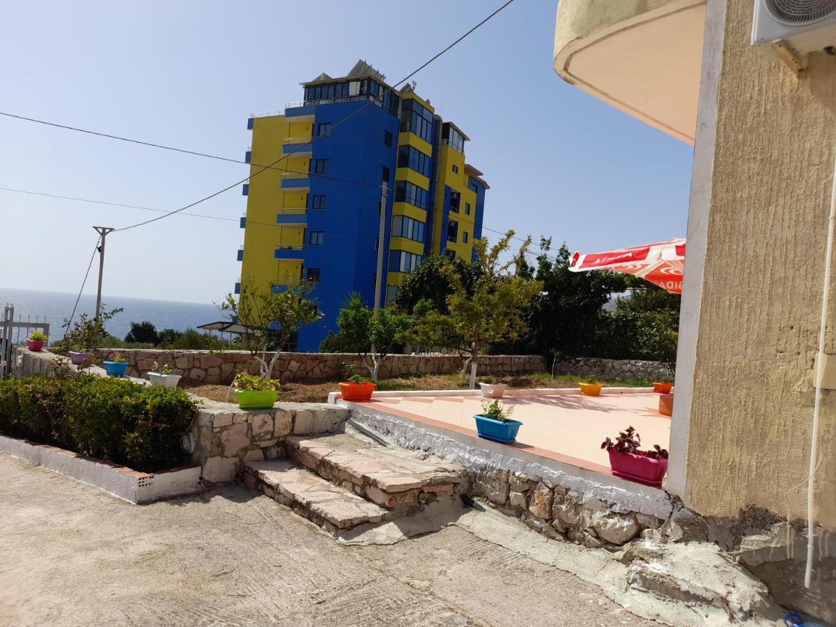 Teo Apartment Sarandë Eksteriør bilde