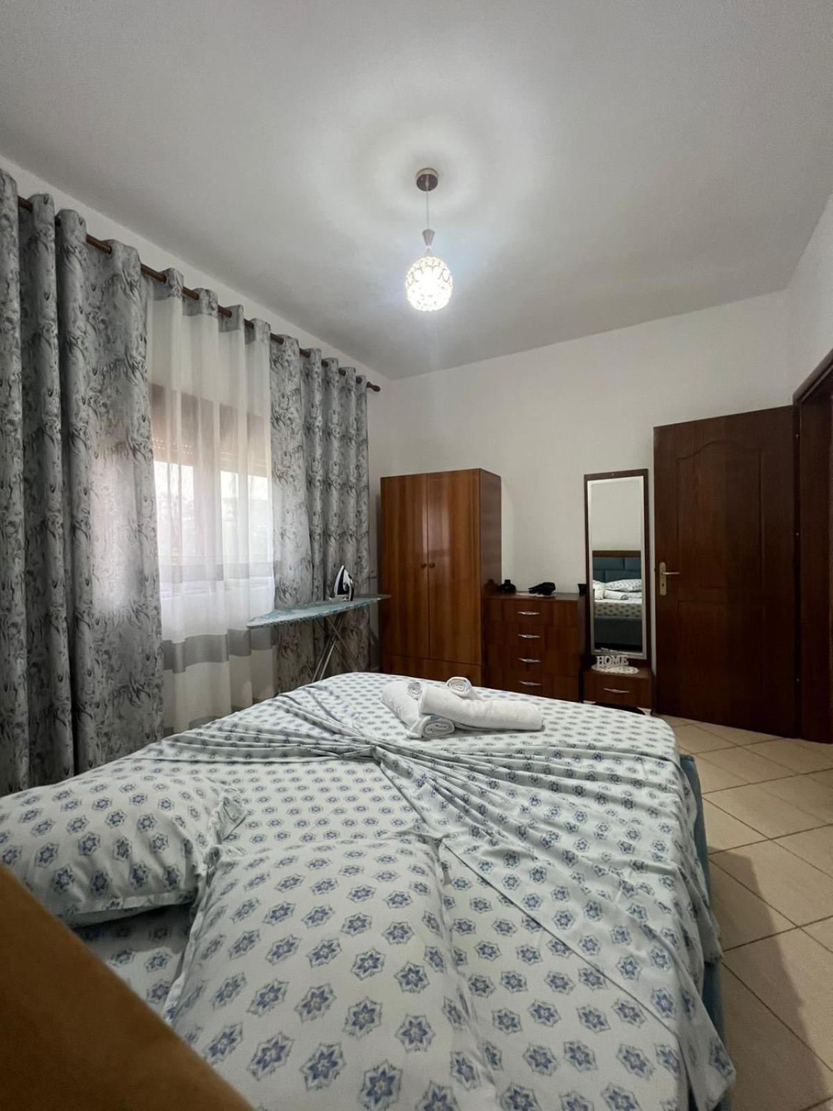 Teo Apartment Sarandë Eksteriør bilde
