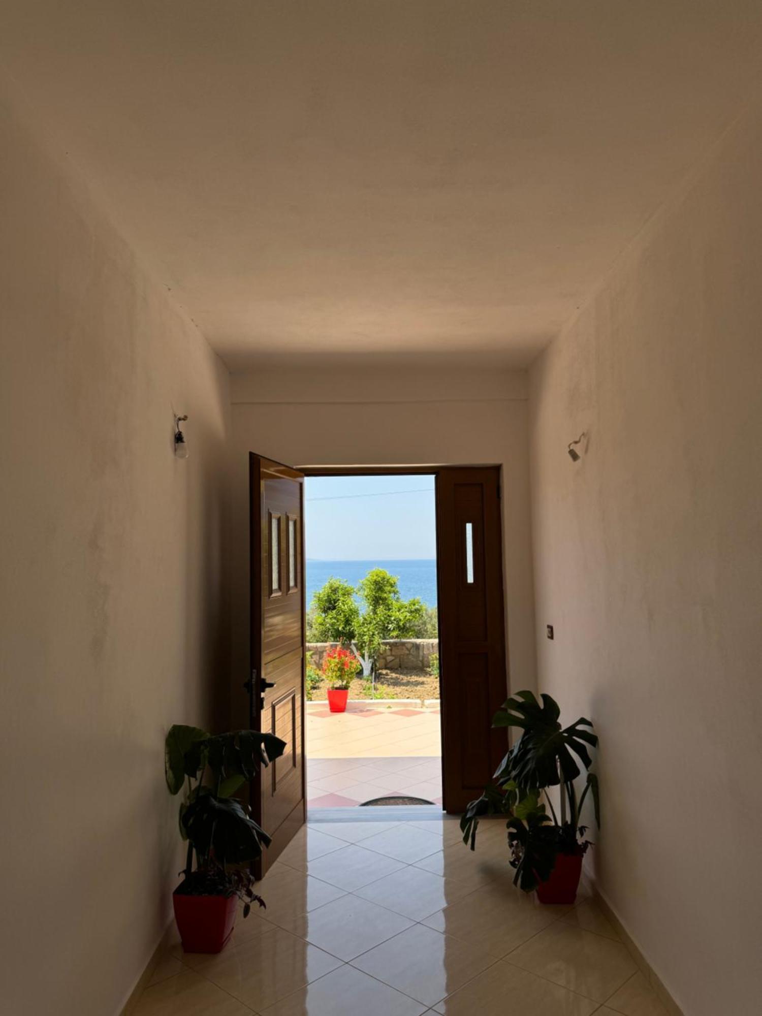 Teo Apartment Sarandë Eksteriør bilde