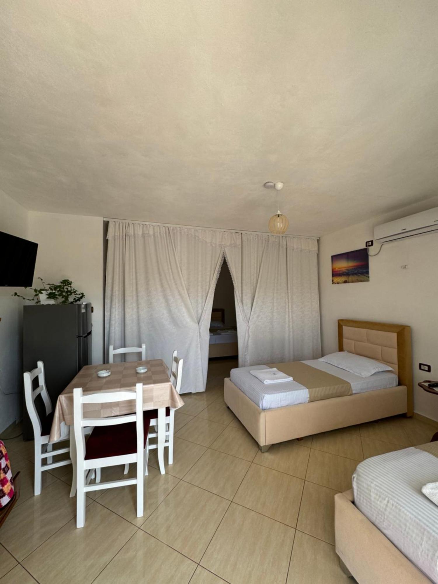 Teo Apartment Sarandë Eksteriør bilde