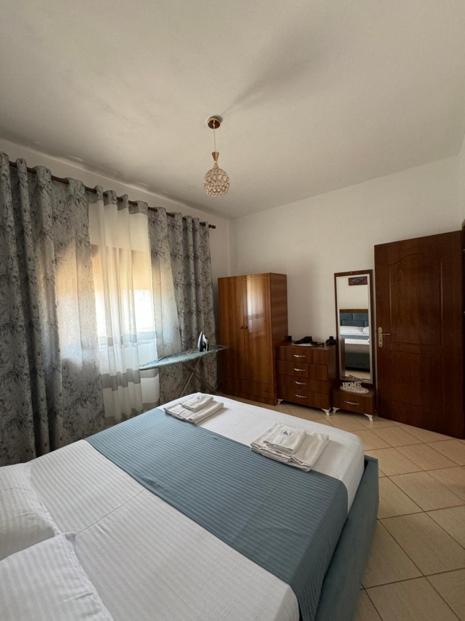 Teo Apartment Sarandë Eksteriør bilde