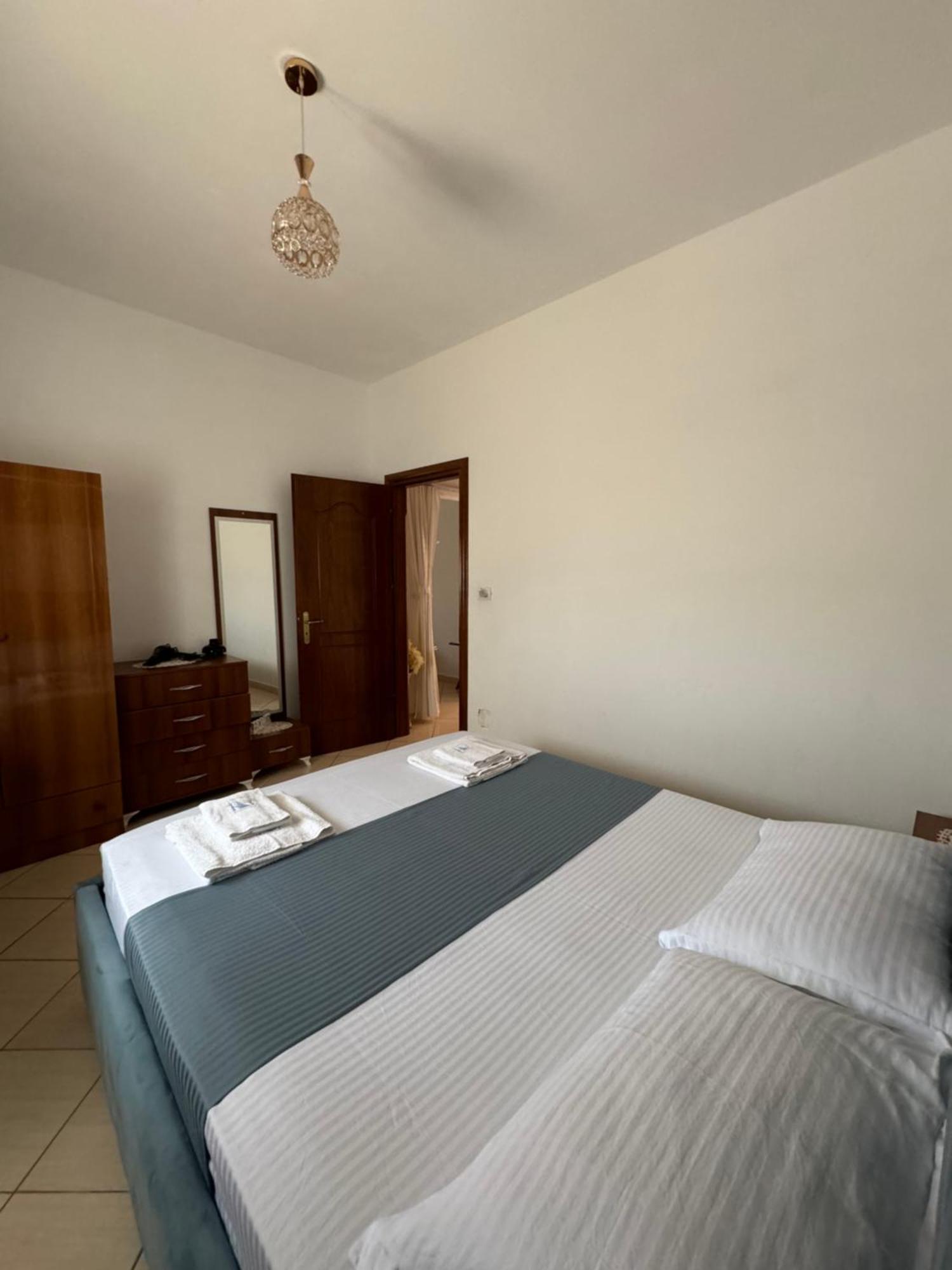 Teo Apartment Sarandë Eksteriør bilde