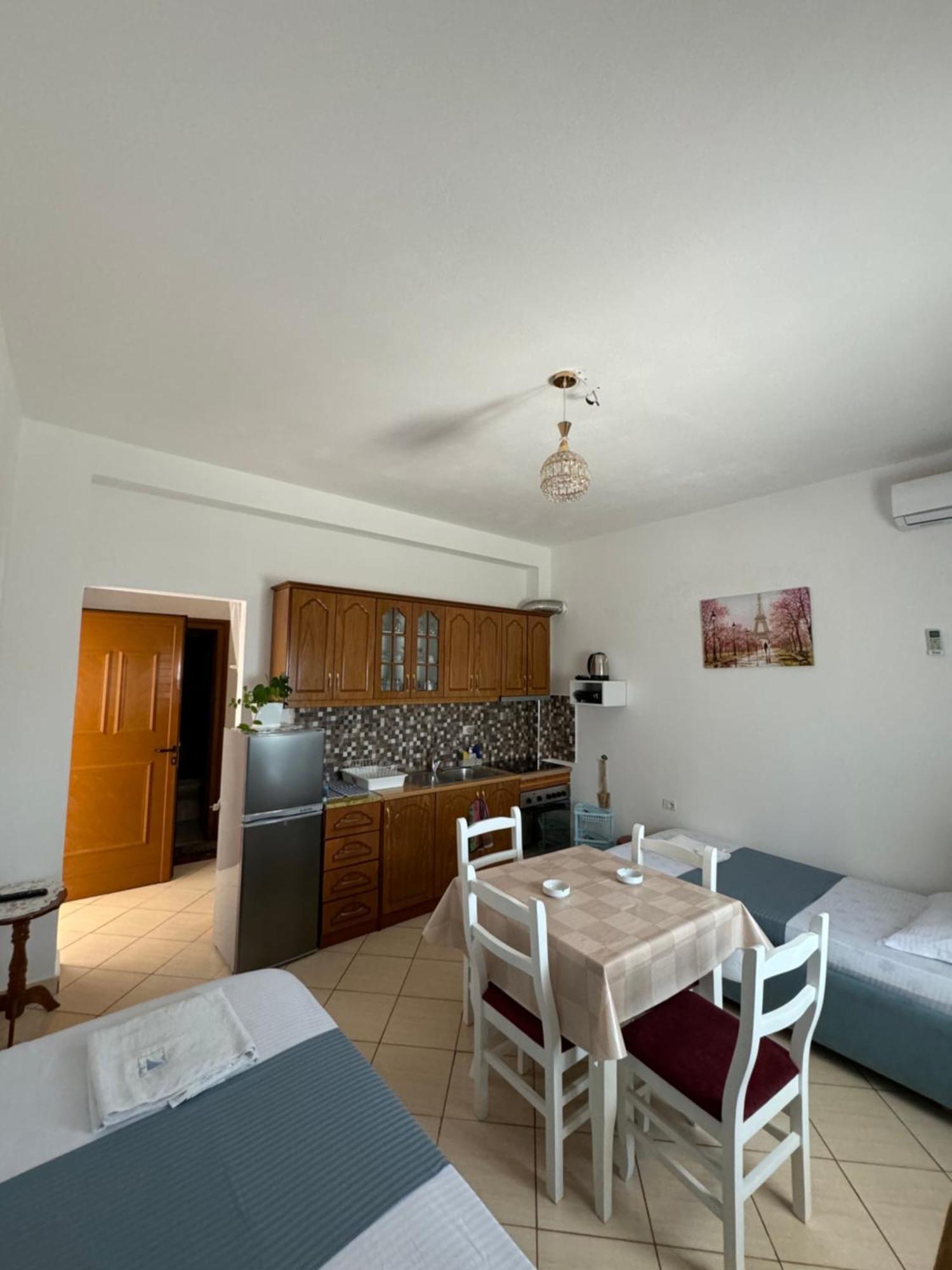 Teo Apartment Sarandë Eksteriør bilde