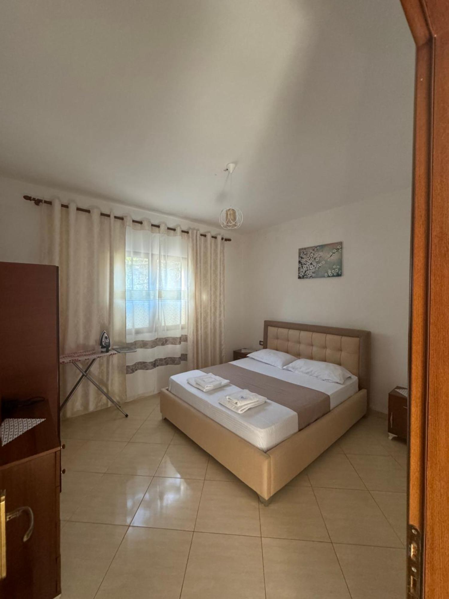 Teo Apartment Sarandë Eksteriør bilde