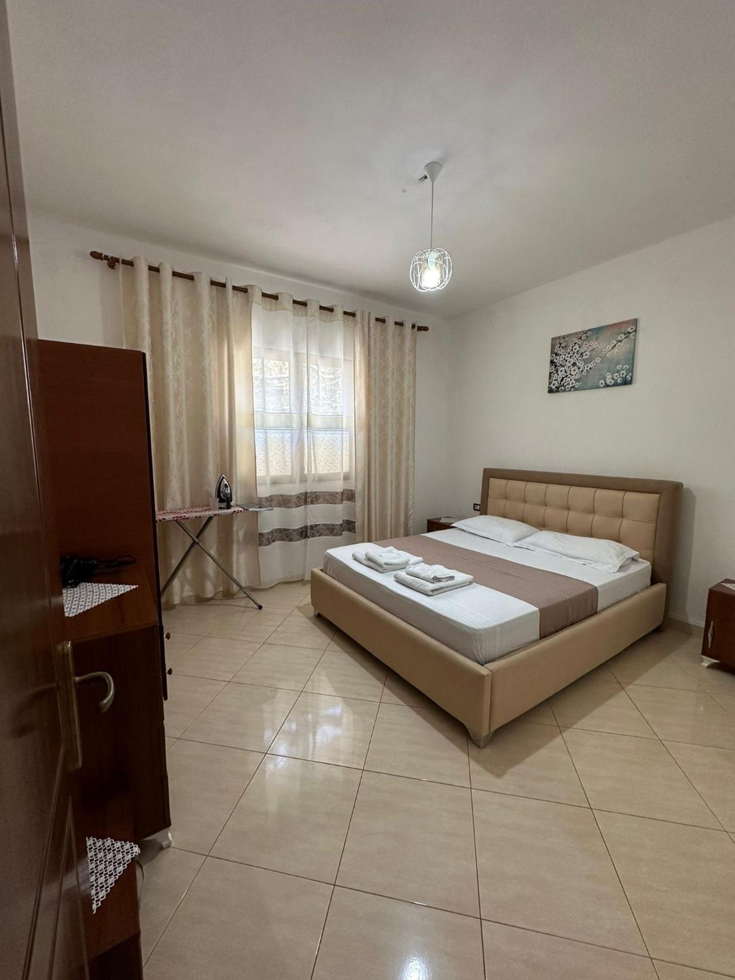 Teo Apartment Sarandë Eksteriør bilde