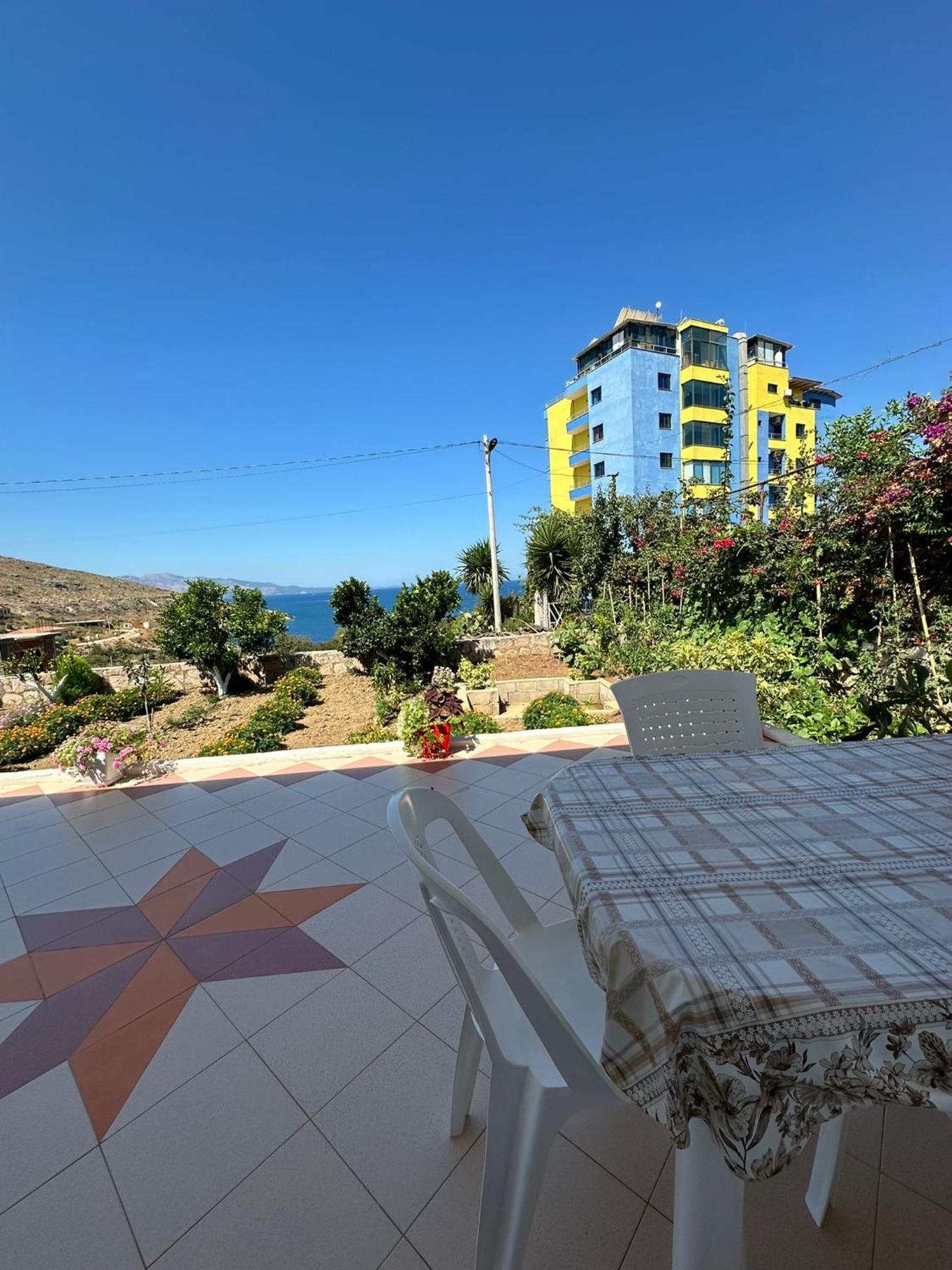 Teo Apartment Sarandë Eksteriør bilde