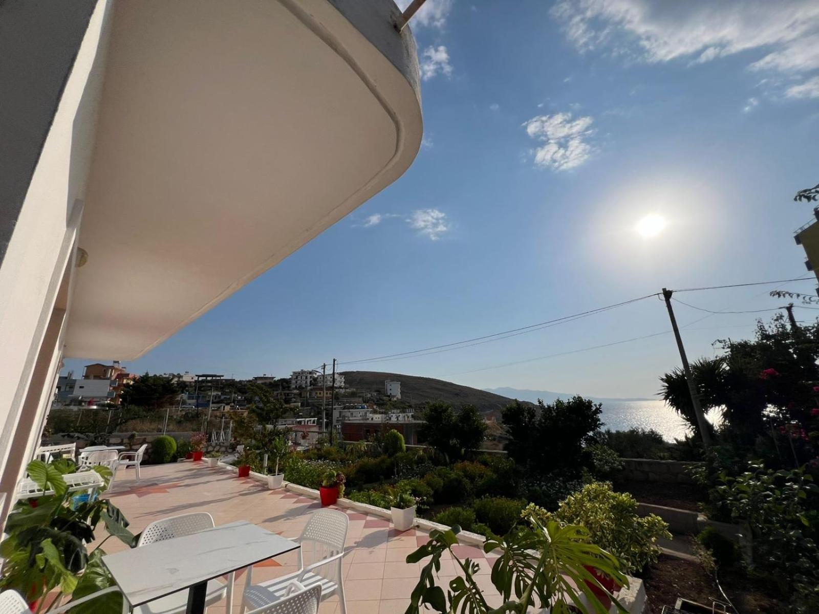 Teo Apartment Sarandë Eksteriør bilde